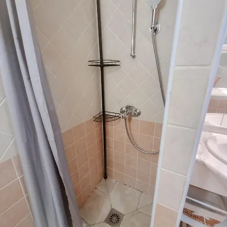 Daire Cosy A 200m De La Parking & Wi-fi Bormes-les-Mimosas